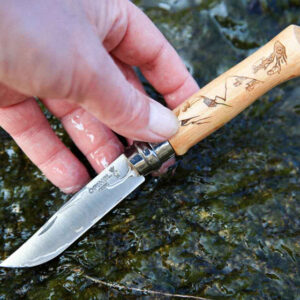 N°08 Engraved Hiking