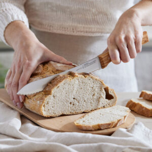 No. 116 Parallèle olive bread knife