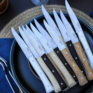 Set of 4 Facette Mixed table knives